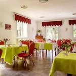 Hotel Restaurant La Braisiere Saint-Romain (Charente)
