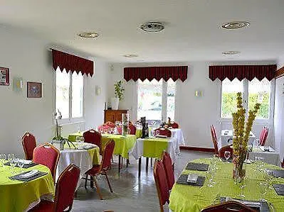 Restaurant La Braisiere Hotel Saint-Romain (Charente)