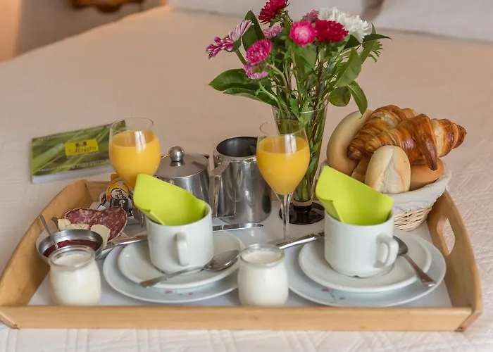 Restaurant La Braisiere Hotel Saint-Romain (Charente)