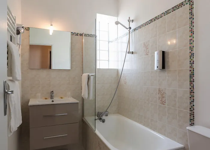 Hotel Restaurant La Braisiere Saint-Romain (Charente)