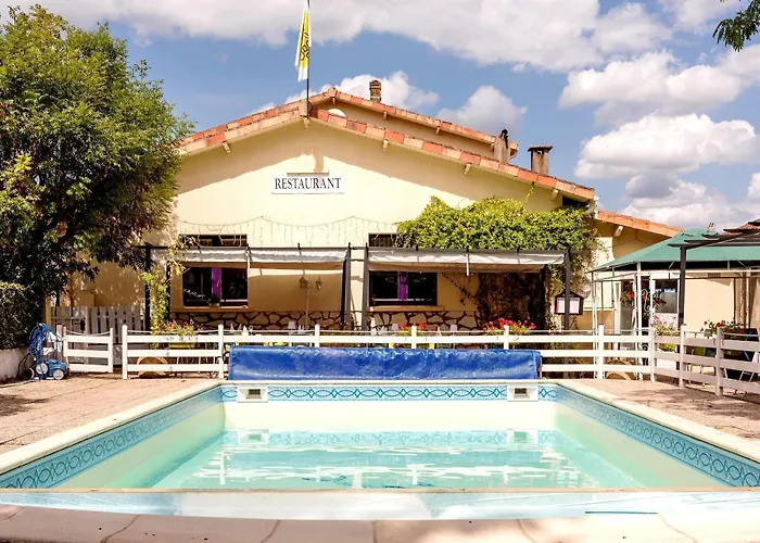 Restaurant La Braisiere Hotel Saint-Romain (Charente)