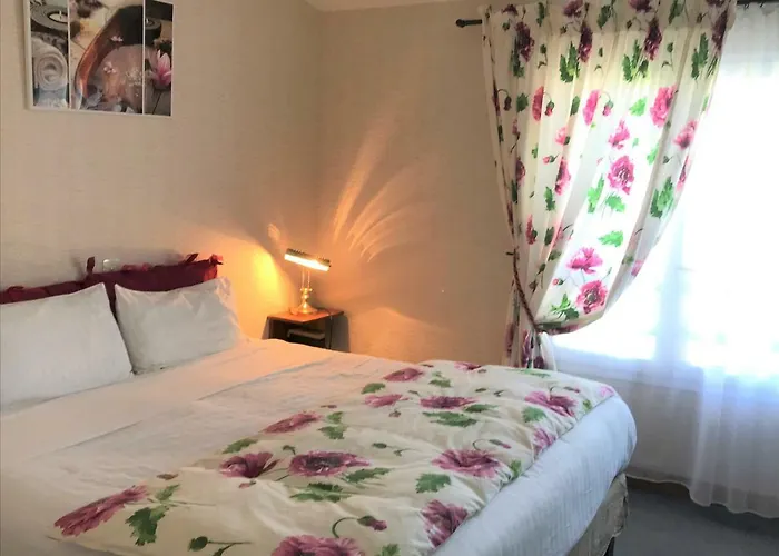 Restaurant La Braisiere Hotel Saint-Romain (Charente)